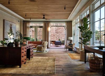 The Pinch Hotel