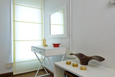 T Series Place Service Apartment