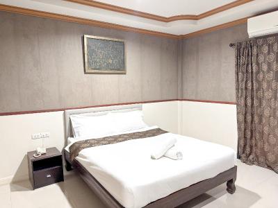 Grand Amazon Hotel by ZUZU