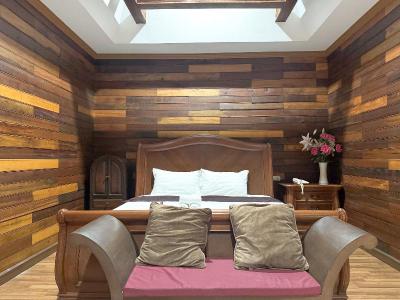 Grand Amazon Hotel by ZUZU