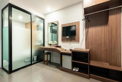 Yamin Seaview Hotel