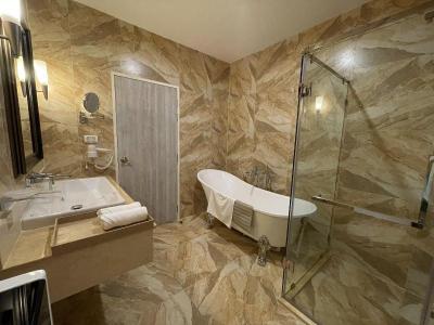 Le Cannes Hotel