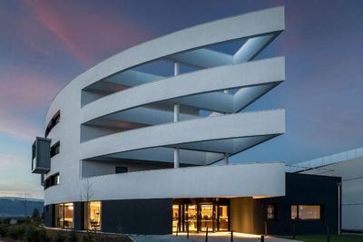 Ac Hotel By Marriott Saint-julien-en-genevois