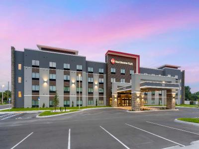 Best Western Plus Winter Haven Inn & Suites