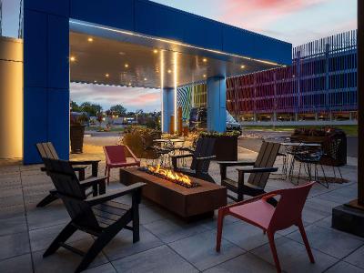 Hampton Inn Suites Rochester Downtown