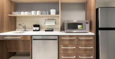 Home2 Suites By Hilton Dallas Medical District Lov
