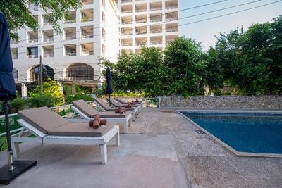 Hillside Resort