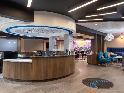 Tru by Hilton Chesapeake Greenbrier