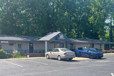 Days Inn By Wyndham Salisbury NC