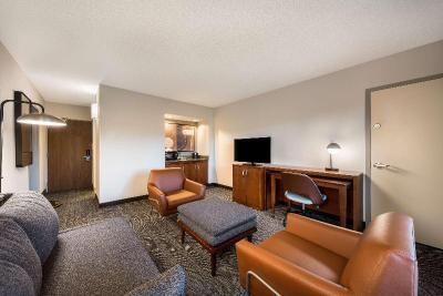 Sonesta Select San Jose Airport