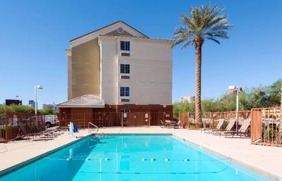 Sonesta Simply Suites Las Vegas Convention Center
