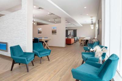 Best Western Plus Mobile Inn & Suites
