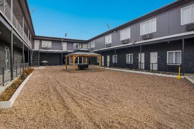 Rodeway Inn & Suites