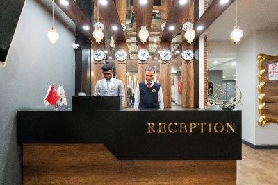 Monezza Hotel