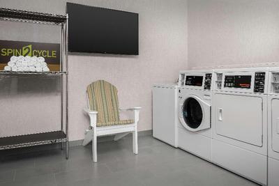 Hampton Inn by Hilton Orlando Southeast Nona