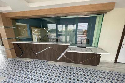 La Vyoma Villas, Westpark Hwy 6