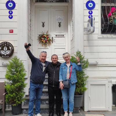 Solomon's Mansion Hotel