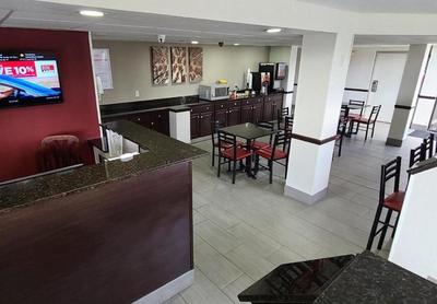 Red Roof Inn & Suites Duncan
