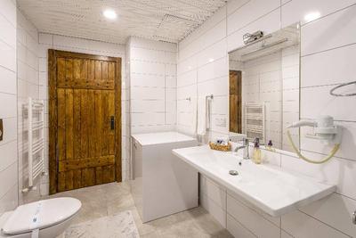 AVENA MOUNTAIN HOTEL