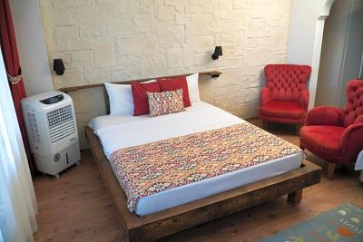Sari Konak Butik Otel