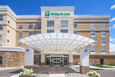 Holiday Inn & Suites Detroit - Troy