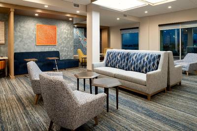 Holiday Inn Express And Suites Hollister