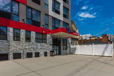 Sleep Inn Brooklyn - Sheepshead Bay