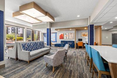 Holiday Inn Express And Suites Phoenix West Tolles