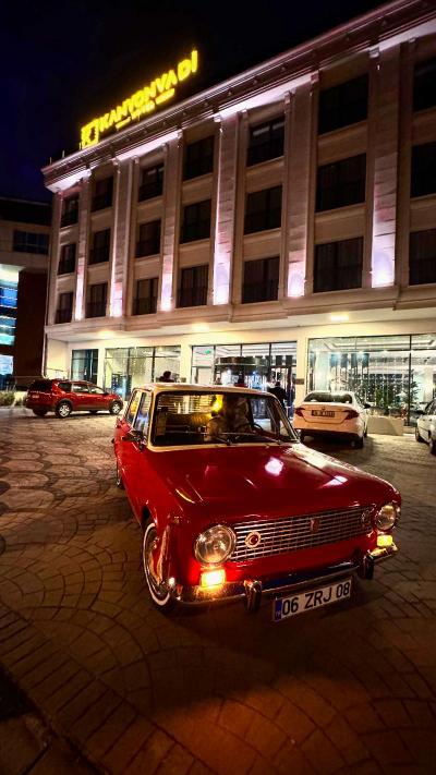 Kanyonvadi Hotel