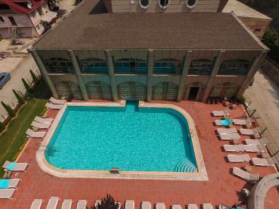 Sarot Termal Park Resort & Spa Halal Hotel