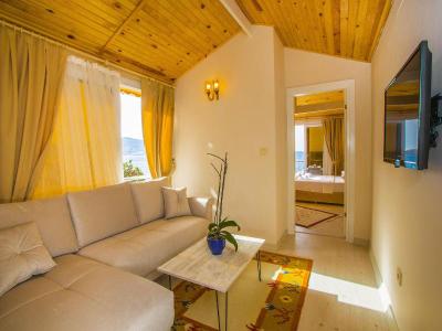 Yalim Hotel