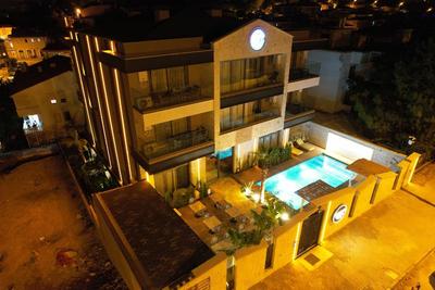 Ayayorgi̇ Homes & Hotels