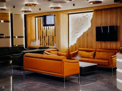Midis Otel
