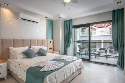 The Ivy Suites