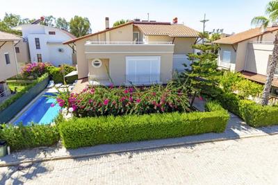 Paradise Town Villa Hadrian