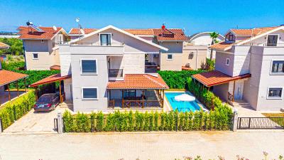 Paradise Town Villa Cordelia