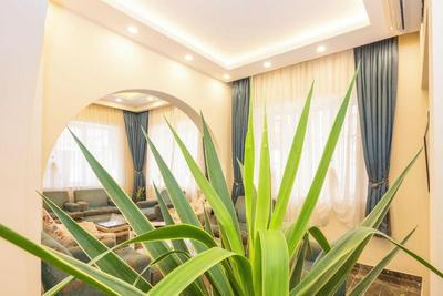 Legend Tulip Hotel