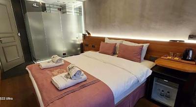 Alexandr Pera Hotel