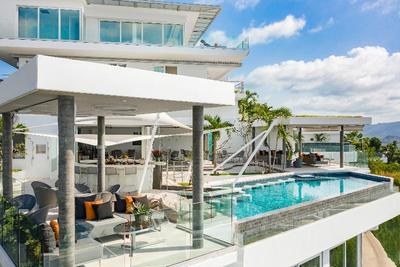 UniQue BoutiQue Resort