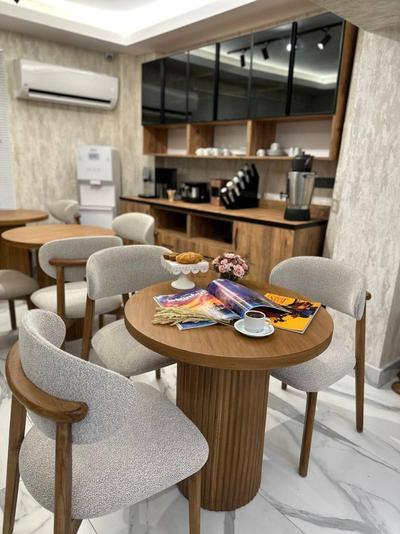 Rexee Hotel