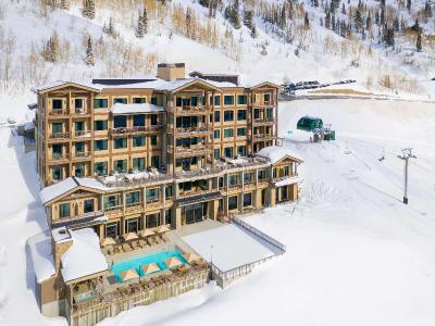 The Snowpine Lodge