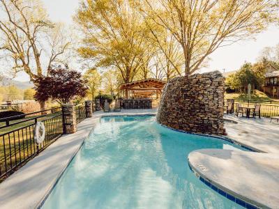 Tremont Lodge Resort