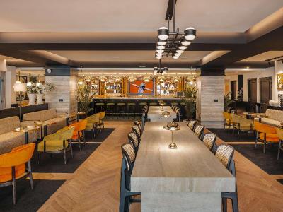Marty Hotel Bordeaux, Tapestry Collection By Hilt