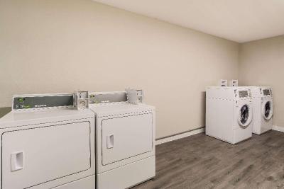 Mainstay Suites