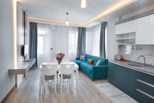 Theluna Suite Hotel