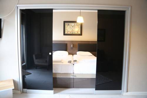 Maidos Suites