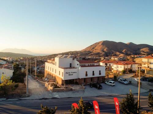 Porta Trakis Hotel