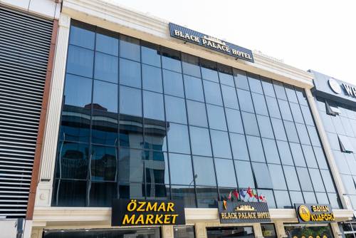 Black Palace Hotel