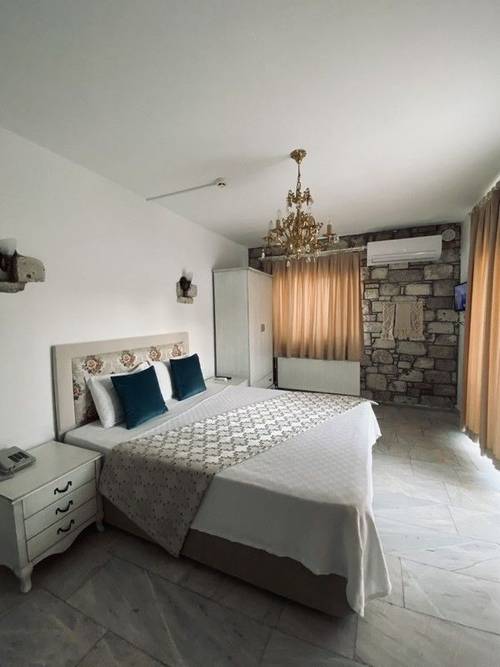 Alaçatı Sardunya Otel
