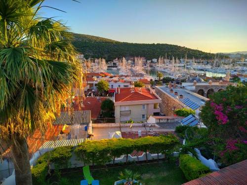 Yalçın Hotel Çeşme
